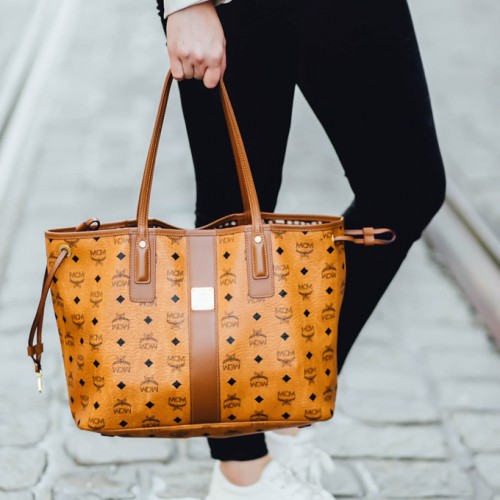 Casual Deluxe with MCM