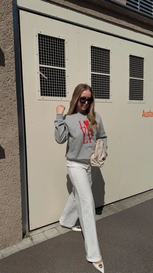 Anzeige / Style Check
Kurzer Fit-Check: sitzt der All-over-Look von @kaffeclothing 
I like it ! Was meint ihr?

Das komplette Outfit und viele weitere Styles findet ihr via @zalando 

#wearekaffe #kaffeclothing #KAFFEpeople #zalandostyle
