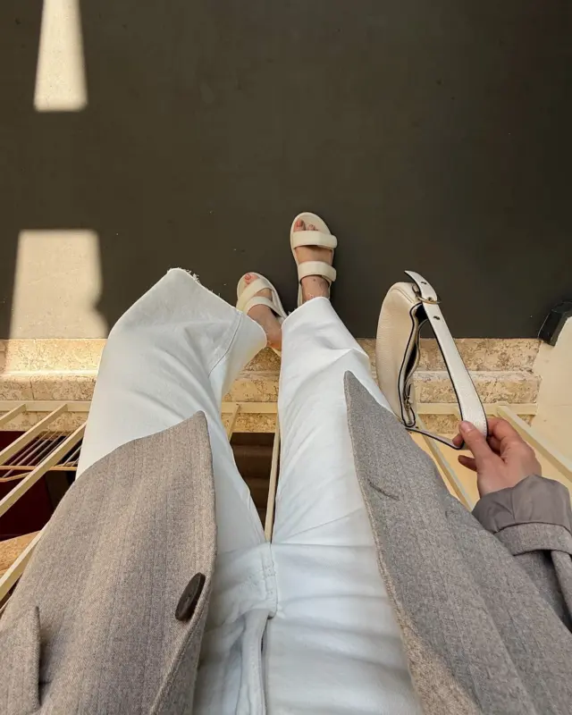 Anzeige / New season, new soles. 
Meine Wahl: die Flatform-Schlappen in Paris Beige von @fitflop .
Was sagt ihr? 

Noch mehr Styles findet ihr natürlich bei @zalando. #zalandostyle @zalando_street